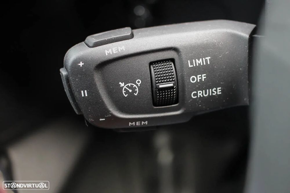 DS DS3 Crossback E-TENSE PERFORMANCE LINE - 20