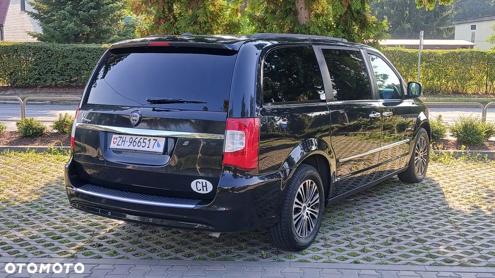 Lancia Voyager 2.8 Multijet 16v Platinum - 10