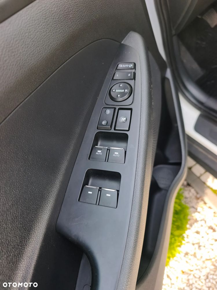 Hyundai Tucson 1.6 GDI BlueDrive Design 2WD - 11