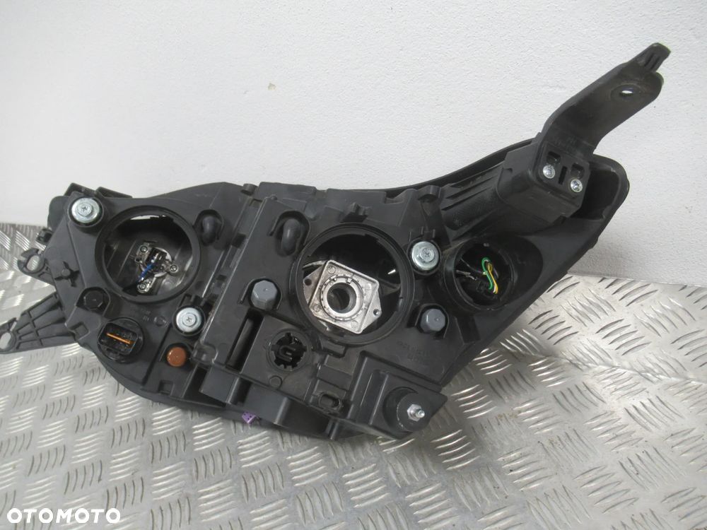 LAMPA PRZEDNIA PRZÓD SSANGYONG REXTON II 2 XENON 2017-2020 - 16