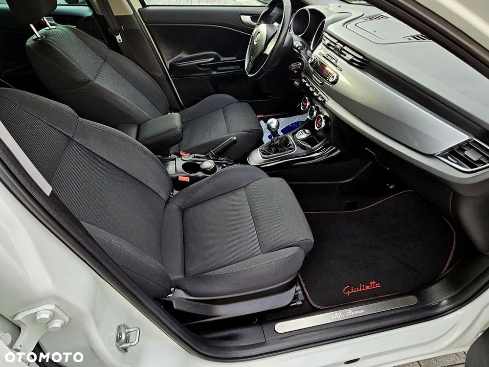 Alfa Romeo Giulietta 1.4 TB 16V Super - 24