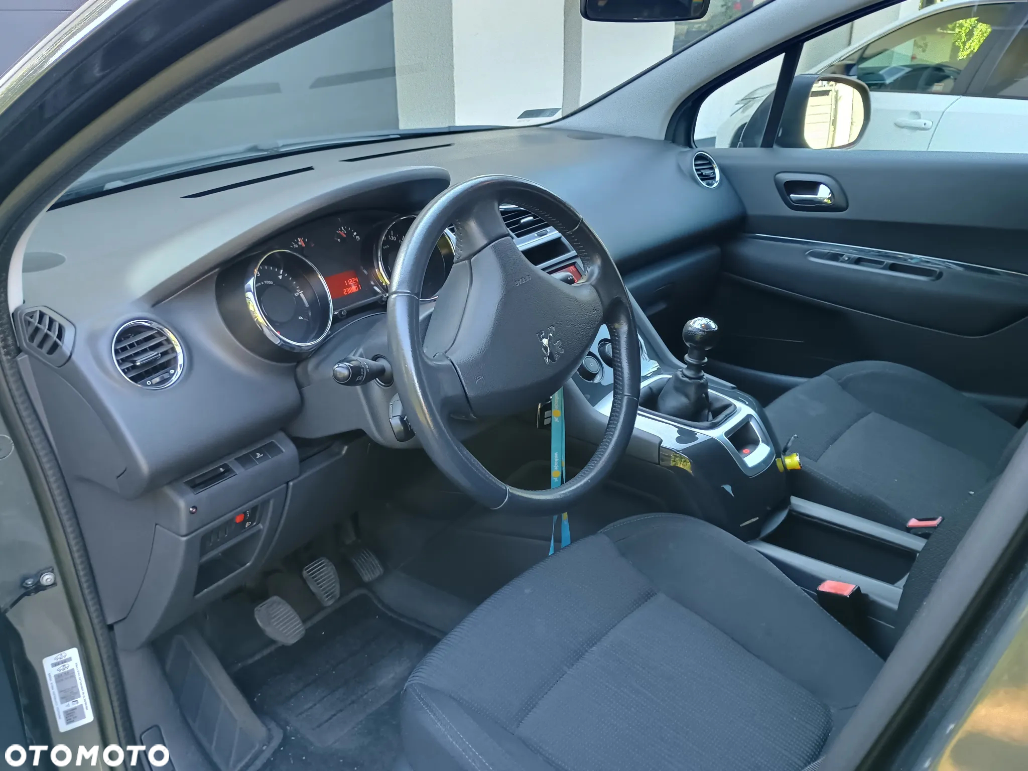 Peugeot 5008 - 11