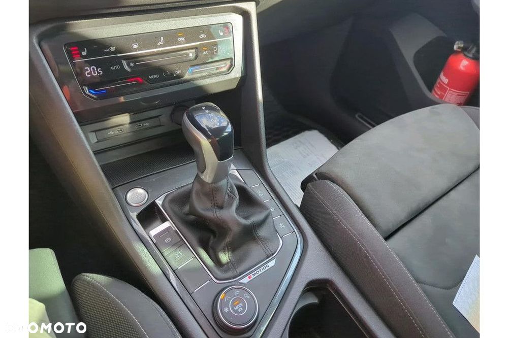 Volkswagen Tiguan 2.0 TDI SCR Elegance DSG - 12