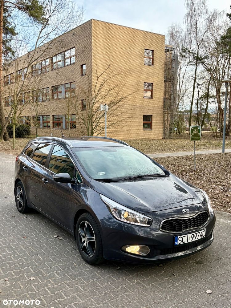 Kia Ceed 1.6 GDI Business Line - 1