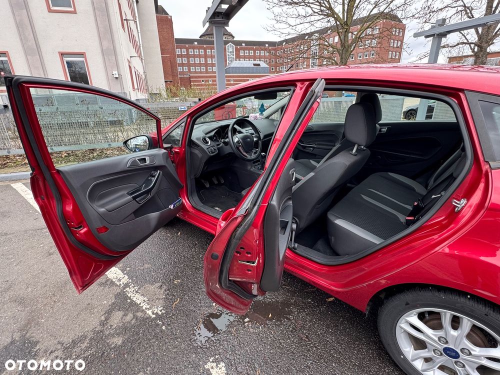 Ford Fiesta - 16