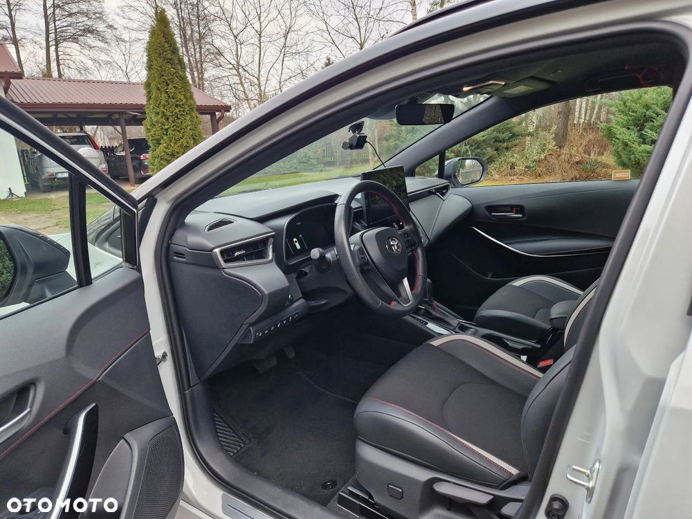 Toyota Corolla 2.0 Hybrid GR Sport - 9