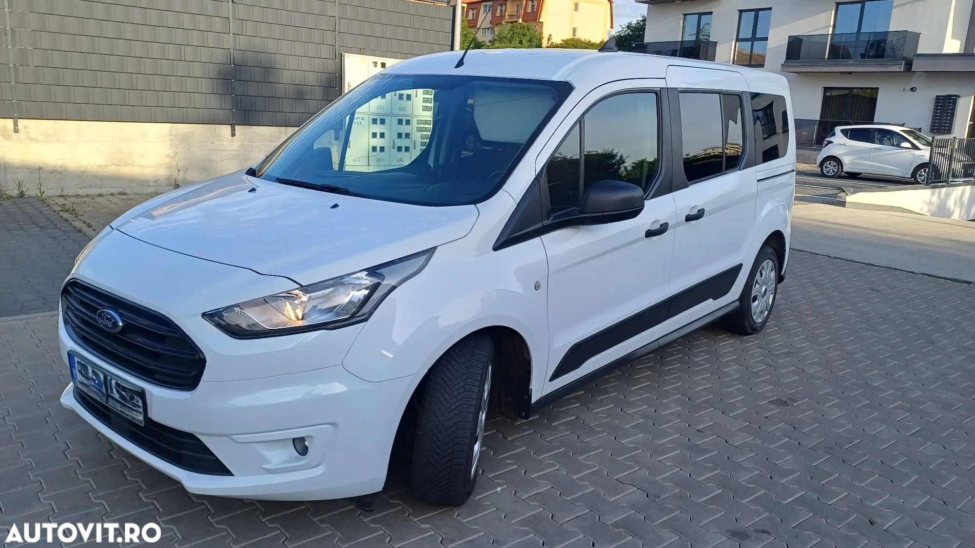 Ford Transit Connect 1.5 TDCI Combi Commercial LWB(L2) N1 Trend - 1