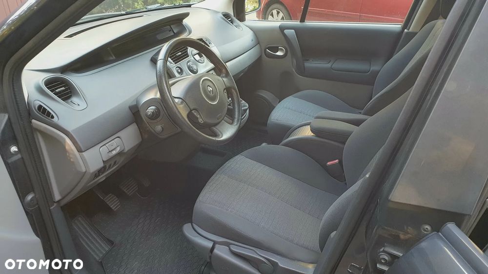 Renault Scenic 1.6 16V Authentique - 5