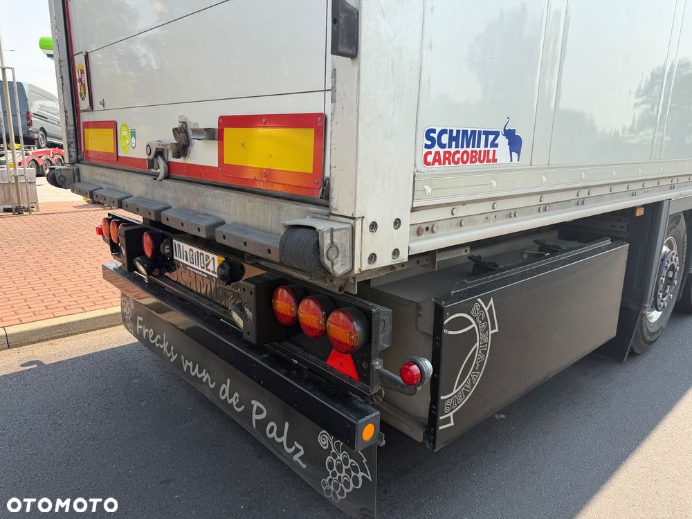 Schmitz Cargobull Izoterma kontener schmitz oś podnoszona i oś skrętna sprowadzona z Niemiec idealny stan 2x paleciara - 7