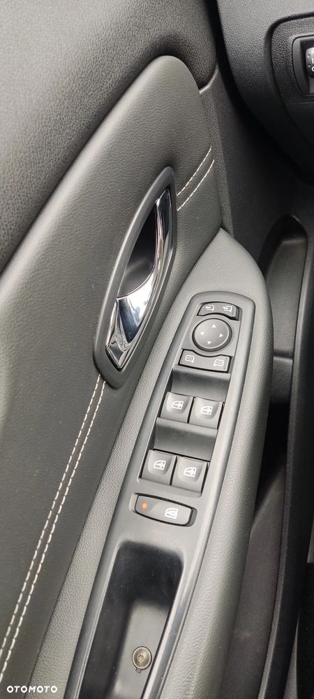 Renault Scenic 1.6 dCi Energy Privilege - 21