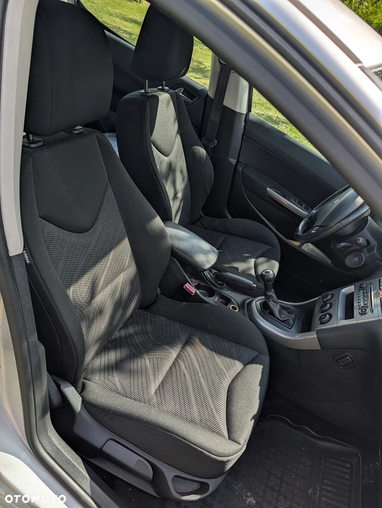 Peugeot 308 1.6 HDi Active - 2