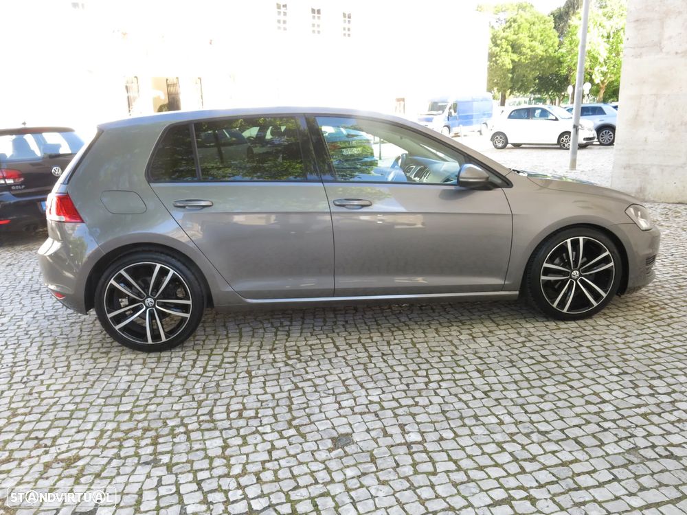 VW Golf 1.6 TDI Confortline - 2