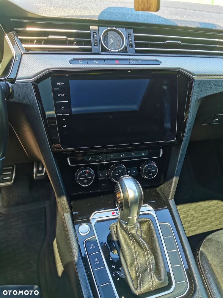 Volkswagen Arteon 2.0 TDI Bi-Turbo SCR 4Mot R-Line DSG - 36