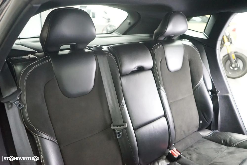 Volvo V40 1.6 D2 R-Design Momentum - 36
