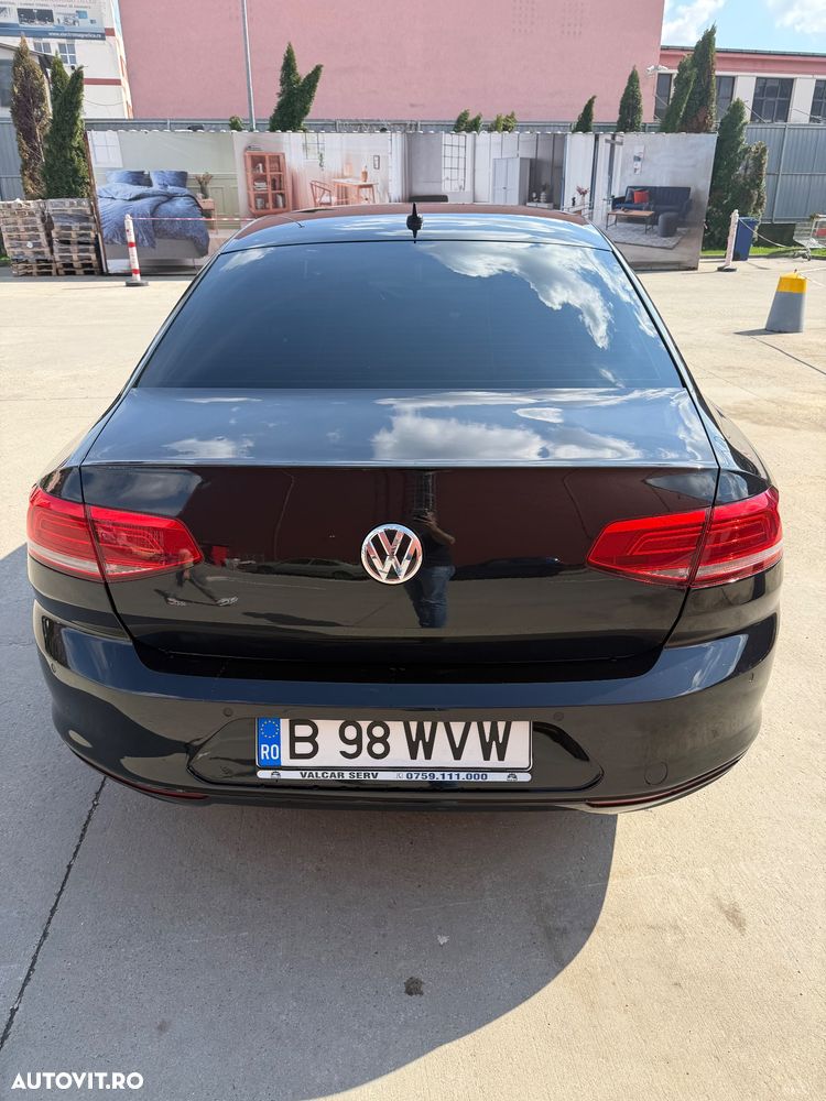 Volkswagen Passat 2.0 TDI DSG Comfortline - 10