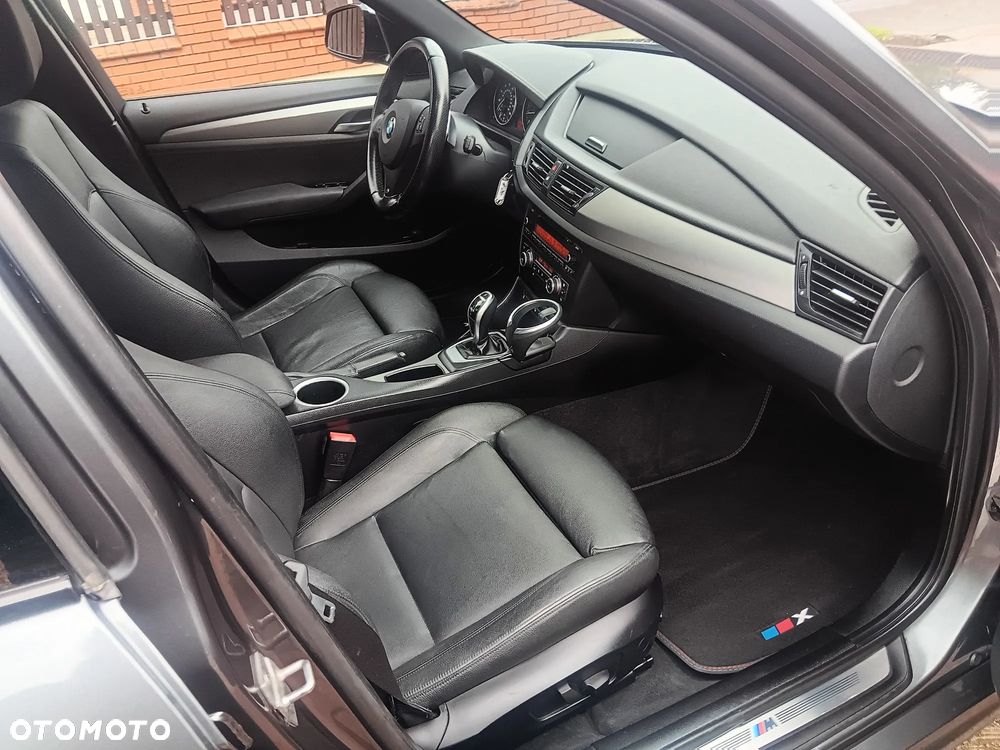 BMW X1 xDrive28i Sport Line - 20