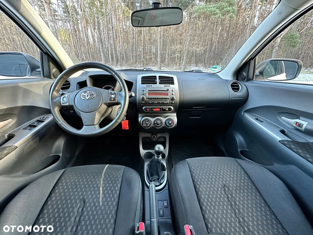 Toyota Urban Cruiser 1.33 4x2 Life - 29