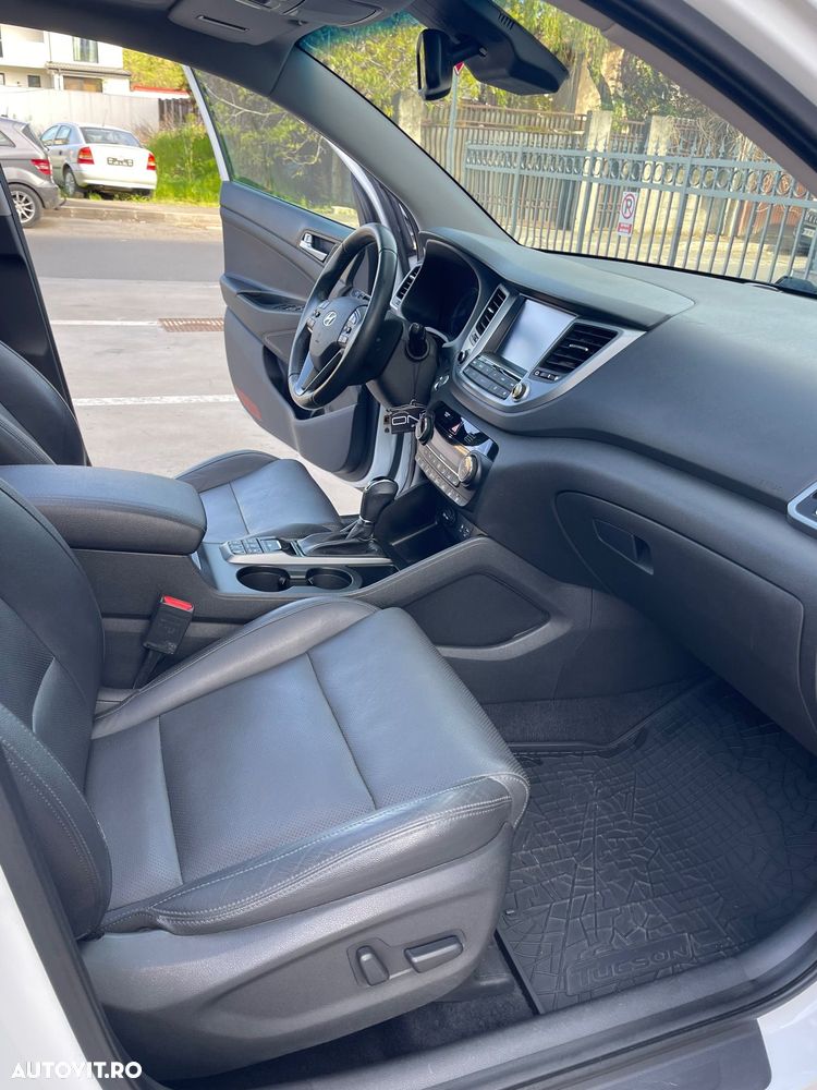 Hyundai Tucson blue 1.7 CRDi 2WD DCT Premium - 17