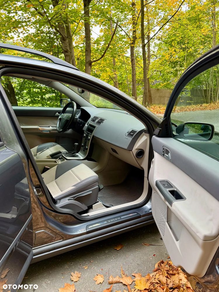 Volvo V50 2.0D Momentum - 21