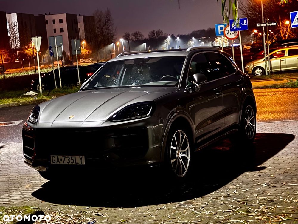 Porsche Cayenne - 21