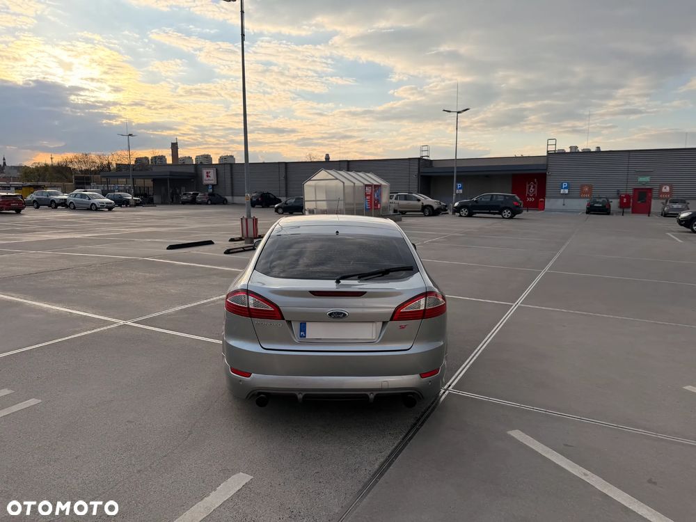 Ford Mondeo 2.5 Titanium S - 5