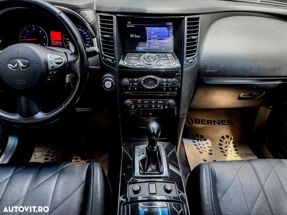 Infiniti FX 30 FX30d AWD Aut. S - 18