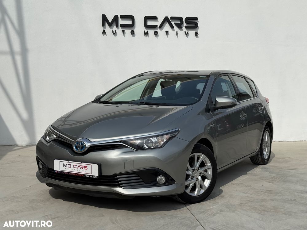 Toyota Auris 1.8 L VVT-i Sol+ - 2