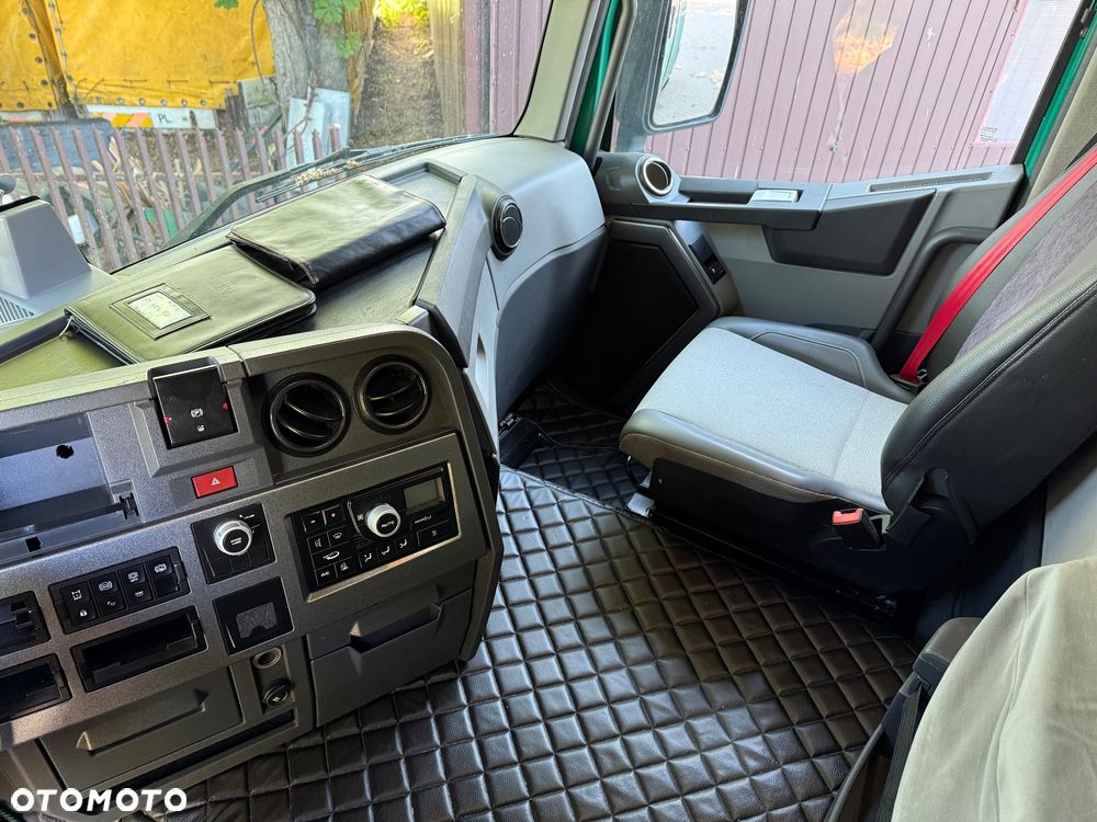 Renault T480 13 L Automat standard - 10