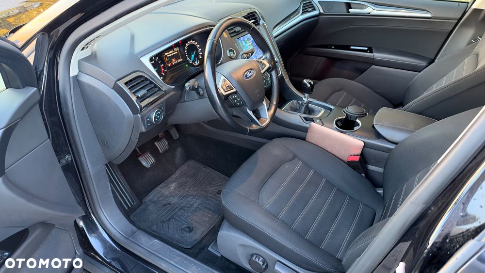 Ford Mondeo - 8