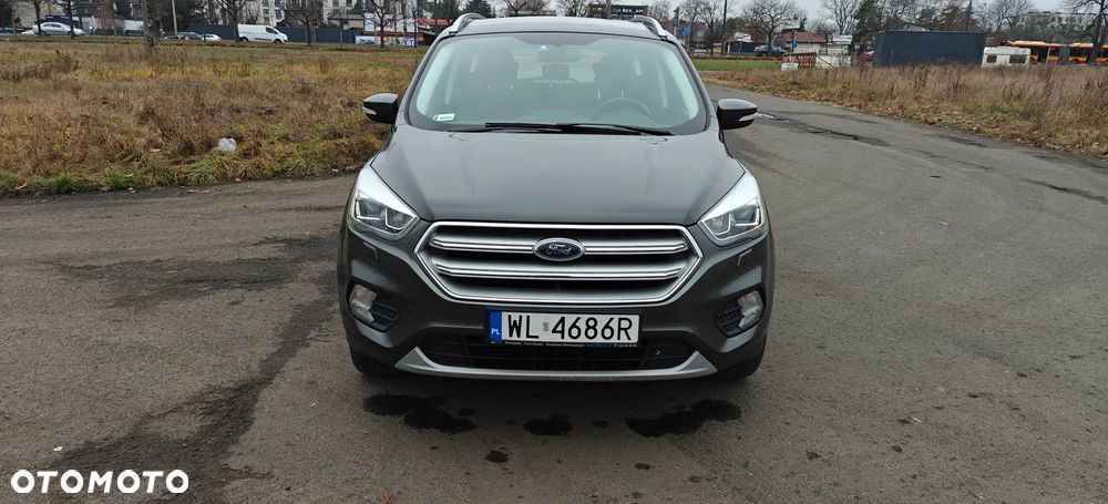 Ford Kuga - 8