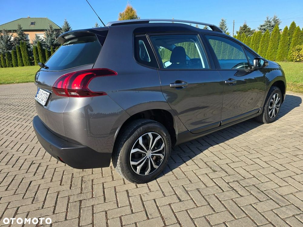Peugeot 2008 - 10