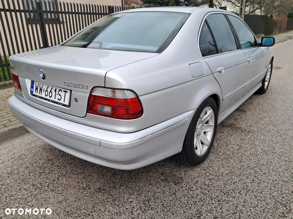 BMW Seria 5 530i