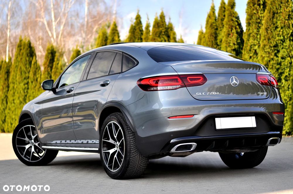 Mercedes-Benz GLC 220 d 4Matic 9G-TRONIC AMG Line Advanced - 12