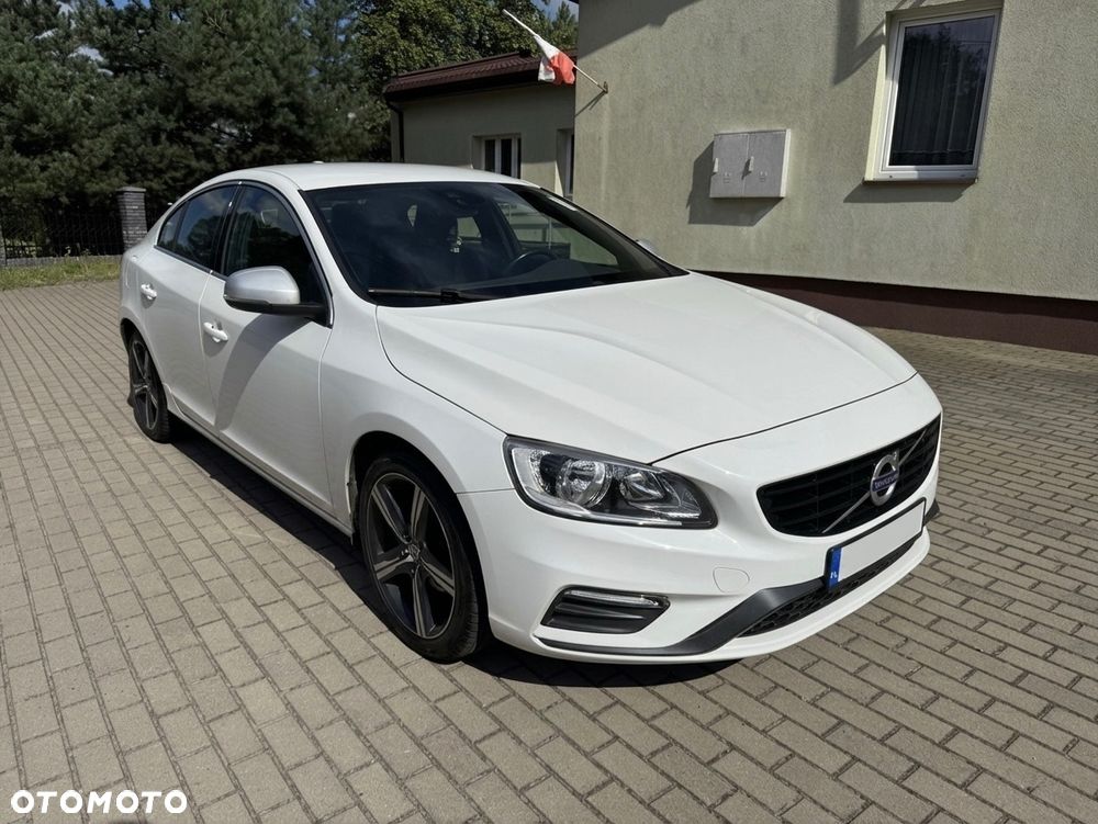 Volvo S60 D2 Drive-E R-Design Momentum - 2