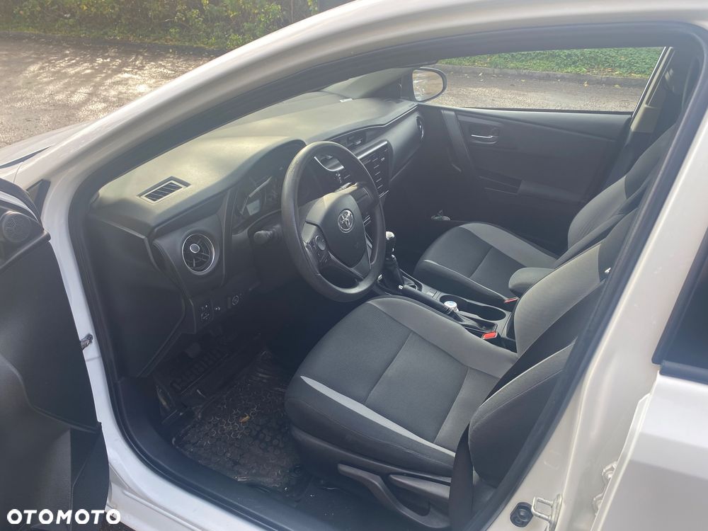 Toyota Auris 1.33 VVT-i Comfort - 6