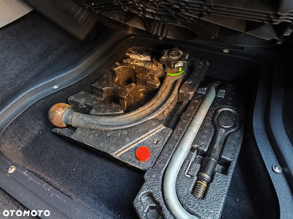 Volkswagen Caddy 1.9 DPF Life (5-Si.) - 29