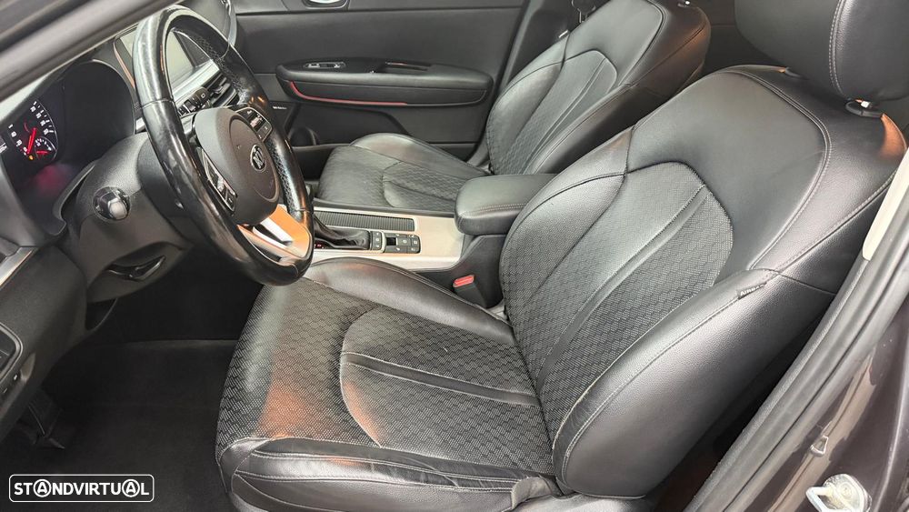 Kia Optima SW 2.0 CVVT PHEV - 10