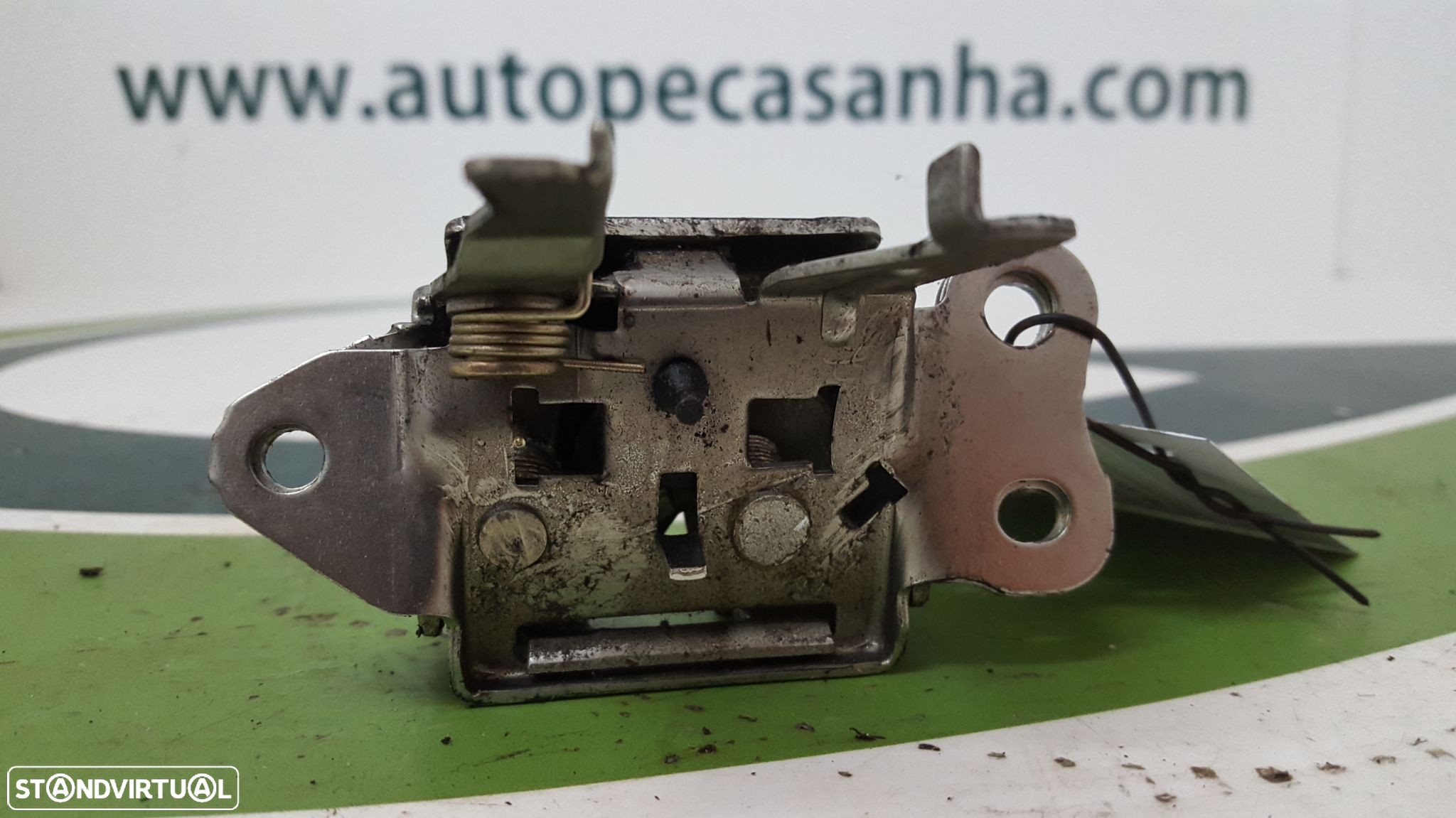 Fecho Da Mala Toyota Yaris (_P1_) - 2