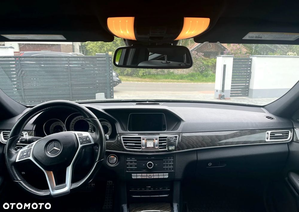 Mercedes-Benz Klasa E 350 4Matic 7G-TRONIC - 18