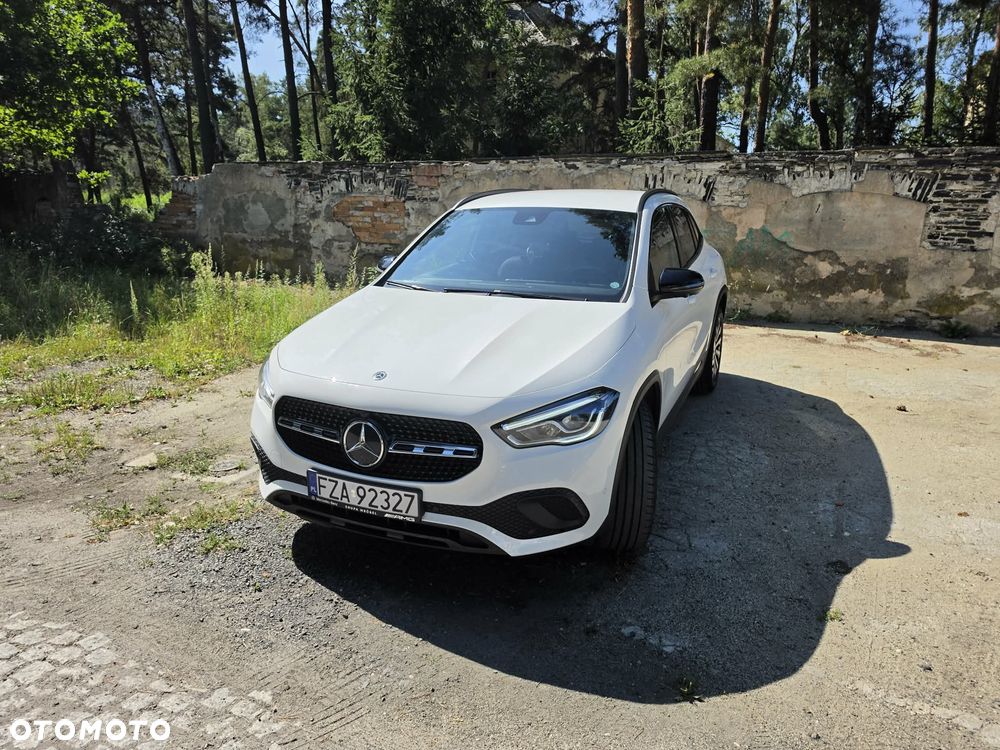 Mercedes-Benz GLA 200 Business Edition - 2
