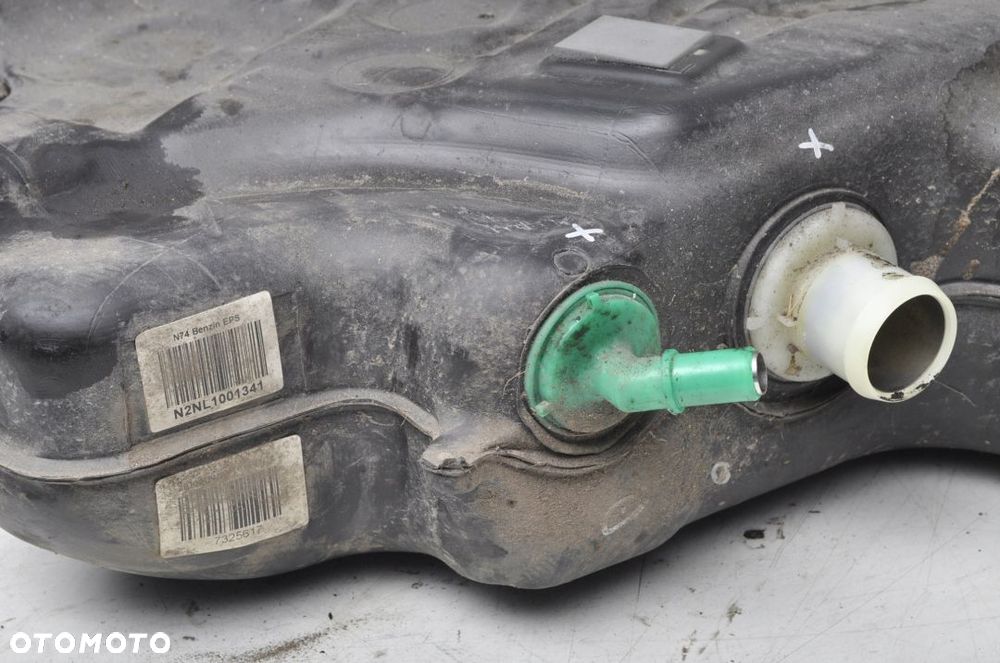 ROLLS-ROYCE WRAITH RR5 6.6 ZBIORNIK PALIWA BAK - 2