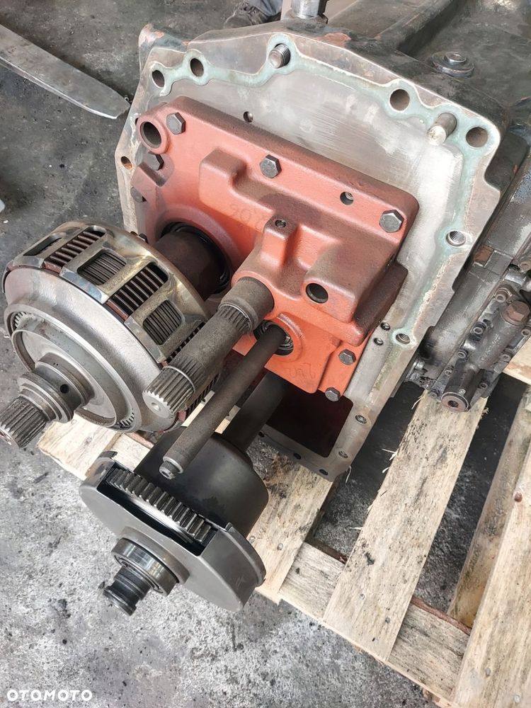 SKRZYNIA BIEGÓW SEMI POWERSHIFT 2093419012J 290702 GG30W CASE 9080 2003R - 4