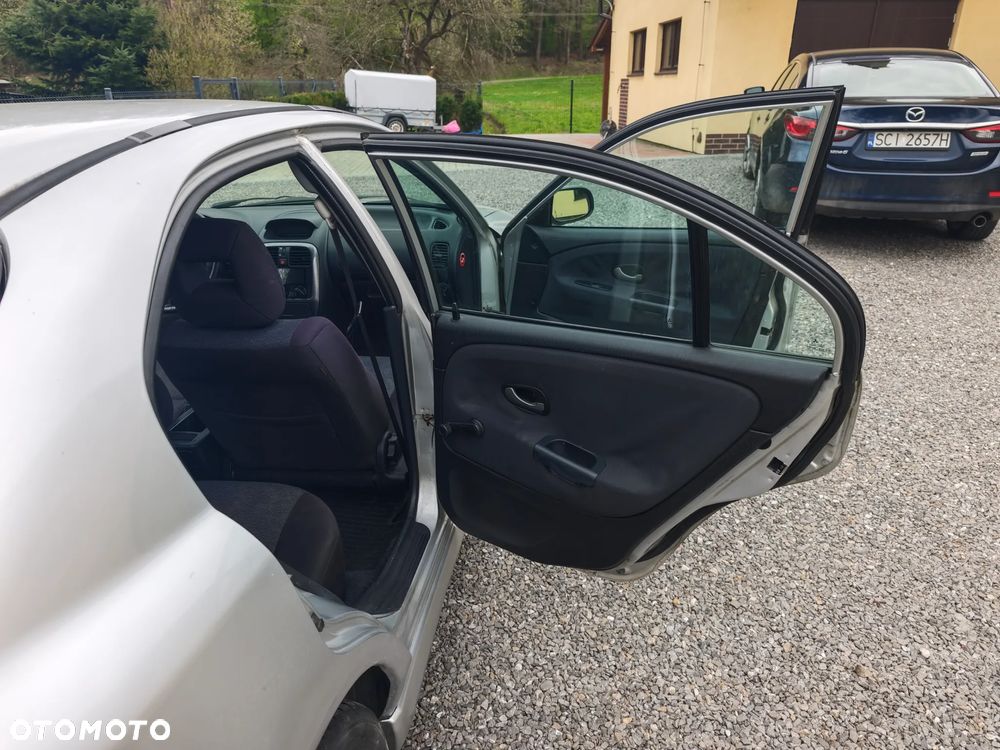 Mitsubishi Carisma 1.6 Classic - 20