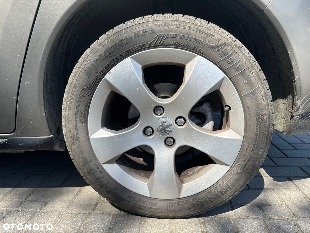 Peugeot 3008 1.6 Active - 11