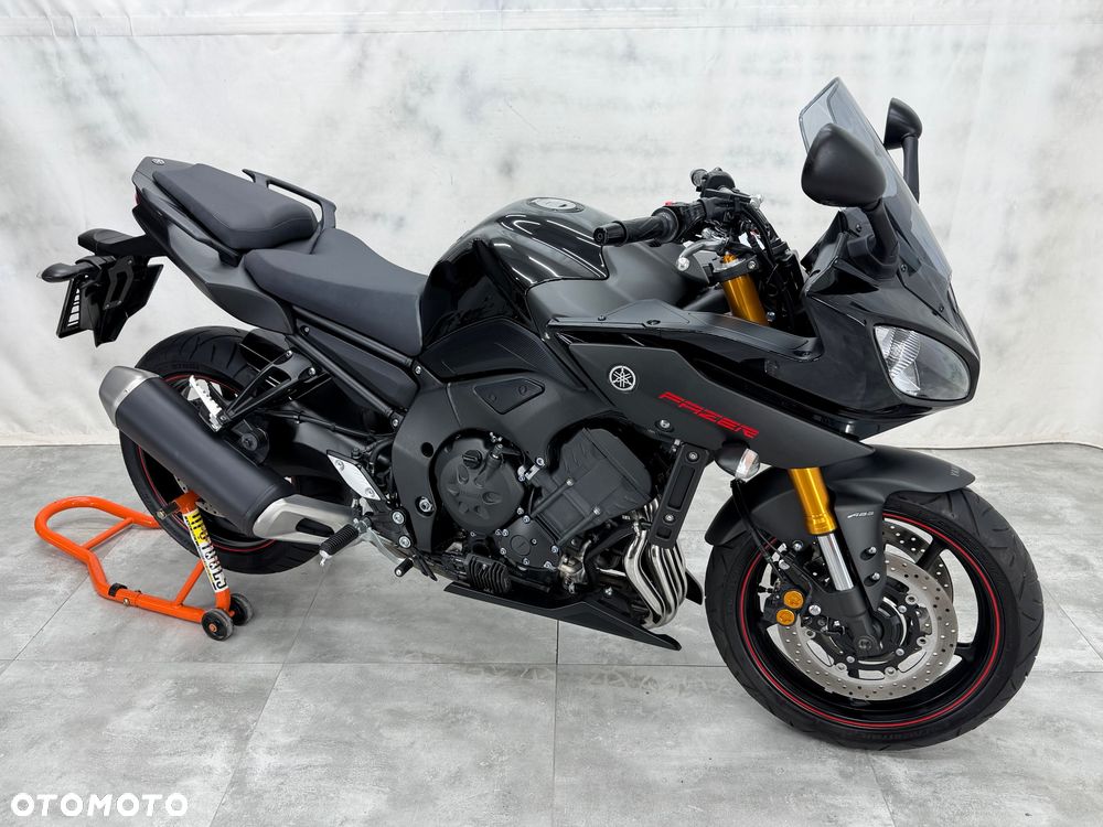 Yamaha FZ8 - 16