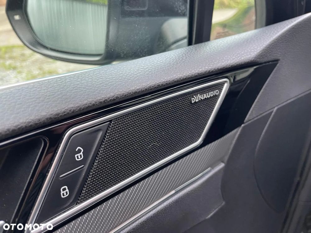 Volkswagen Passat 2.0 TDI 4Mot Elegance DSG - 26