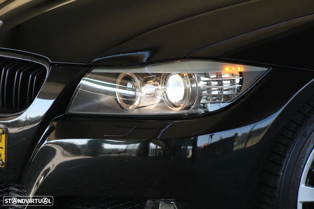 BMW 318 d Line Sport - 19