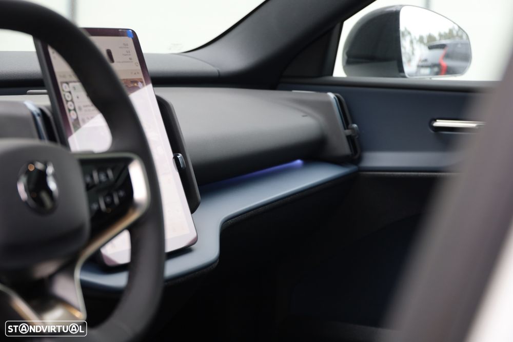 Volvo EX30 Cross Country 69 kWh Twin Motor Ultra - 12