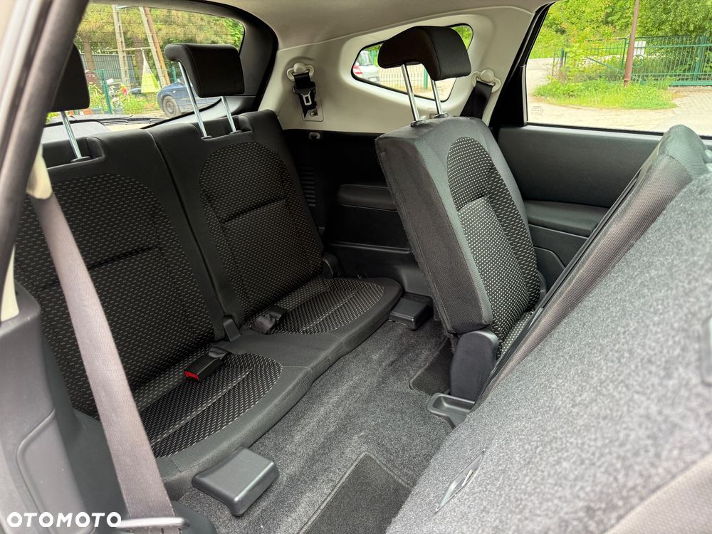 Nissan Qashqai+2 2.0 dCi DPF acenta - 31