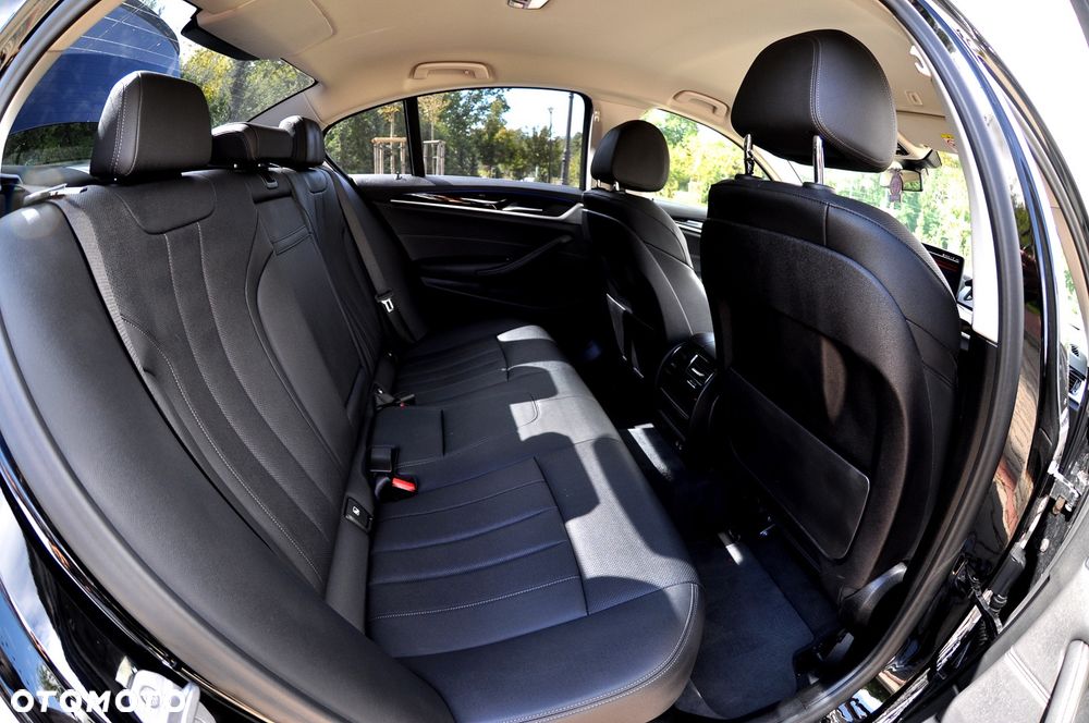 BMW Seria 5 520d xDrive Sport Line - 21